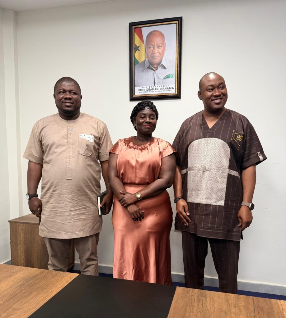 whatsapp image 2025 11 18 at 22.02.27