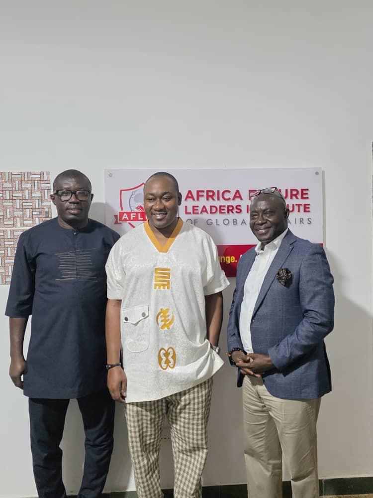 whatsapp image 2025 11 21 at 20.59.37 (2)